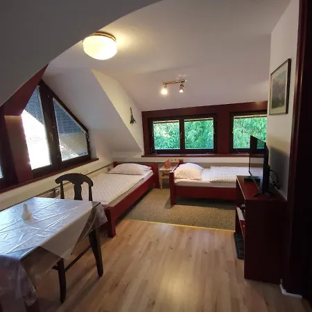 Apartmaji Mak * Jesenice