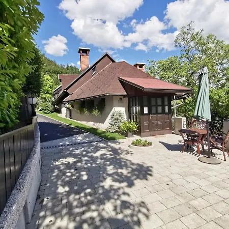 Appartement Apartmaji Mak Jesenice